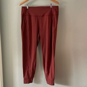 Athleta Balance Jogger size M Rust Brown